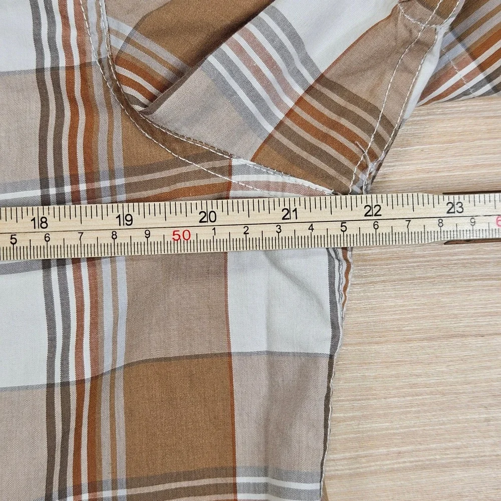 The‎ North Face Button Up Mens L Brown Plaid Short Sleeve Outdoor Hiking Shirt